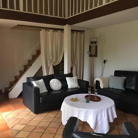 Appartamento Maison Meublée à La Campagne Saint-Sulpice-de-Faleyrens